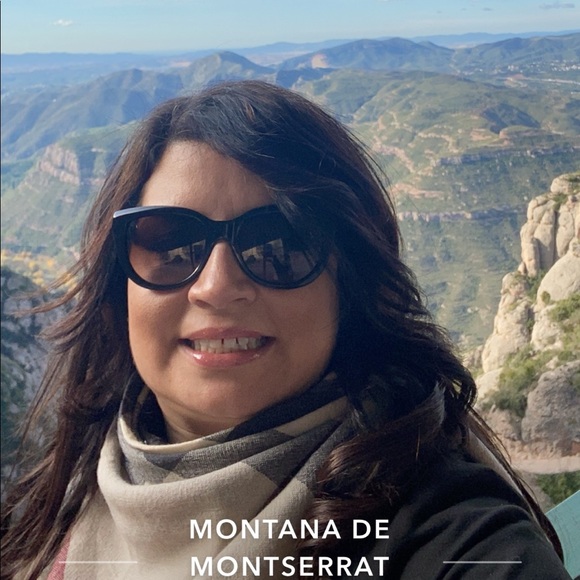 💲Everything Is Negotiable💲 Markdowns✨👠💃🏻 - Picture 4 of 8